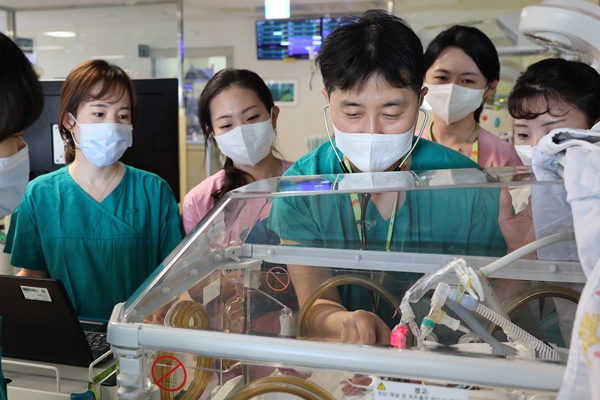 Giving Hope to Preterm Infants and Critically Ill Newborns… Treating 20,000 Infants for 35 years