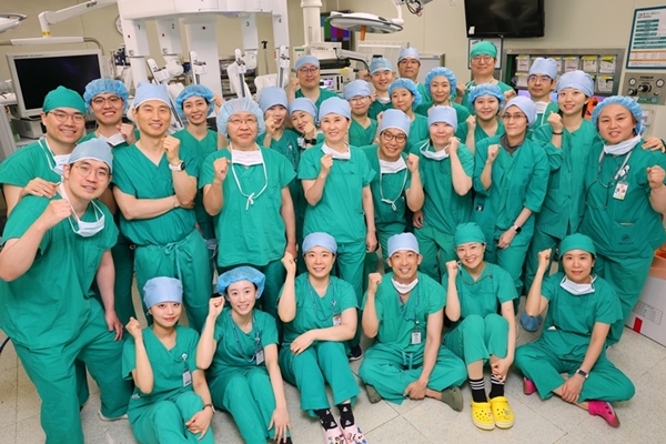 AMC Becomes First in Korea to Reach 3,000 Robotic Colorectal Cancer Surgeries