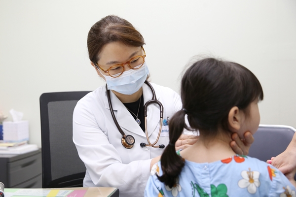 Raising Survival Rates in Pediatric Leukemia with Personalized Treatment Based on “Residual Cancer Cells”