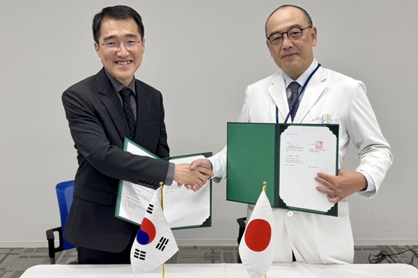 Asan Medical Center Signs Agreement with Japan’s QST Hospital on Heavy Ion Therapy