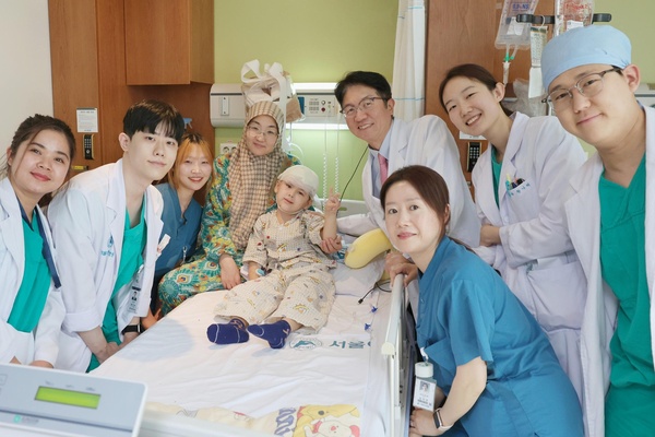 Kyrgyzstani Child Attacked by Three Large Dogs Receives Reconstructive Surgery in Korea